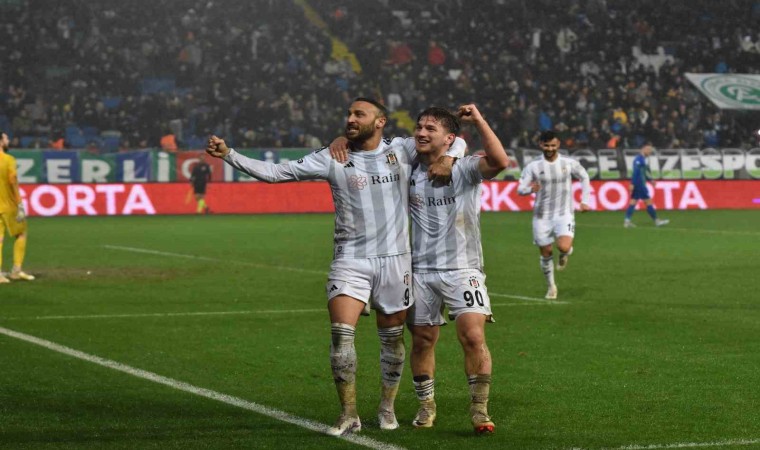 Semih Kılıçsoydan son 3 maçta 4 gol, 1 asist