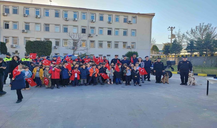 Söke İlçe Jandarma Komutanlığı öğrencileri ağırladı