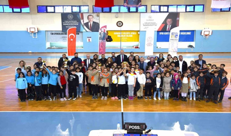 Spor kenti Karacabeyde Geleneksel Çocuk Oyunları gerçekleşti