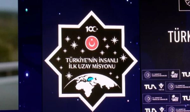 Taksim’de ilk uzay misyonu için vatandaşlar geri sayıma başladı