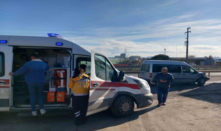 Tekirdağda 2 kişinin yaralandığı kaza kamerada