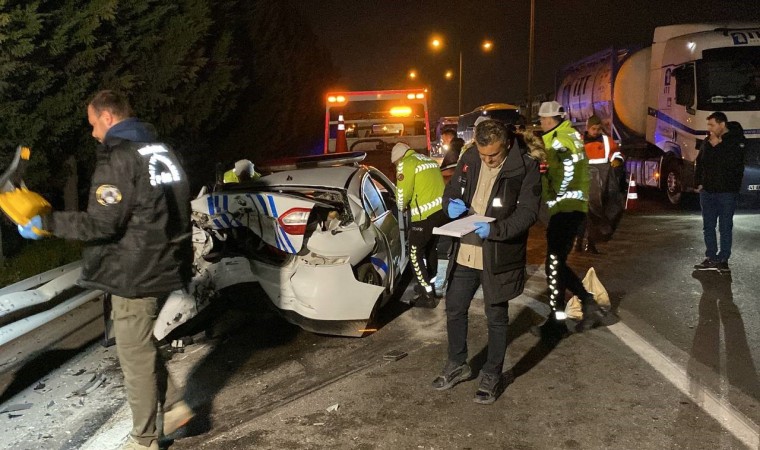 TEM Otoyolunda kovalamaca kazayla bitti: 14 göçmen, 4 polis yaralı