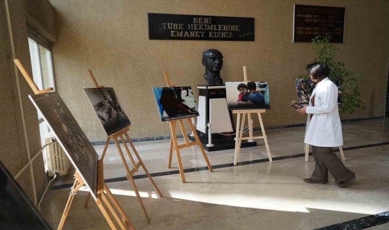 Tıp öğrencilerinden ‘İnsanlığa Beyaz Çağrı