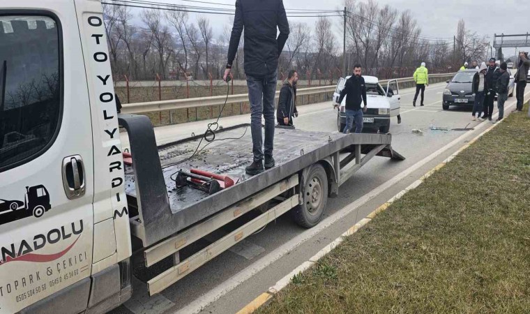 Tokatta takla atan otomobil vatandaşlar elleriyle çevirdi