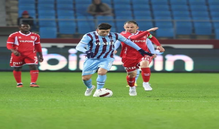 Trabzonspor zirveden kopmadı