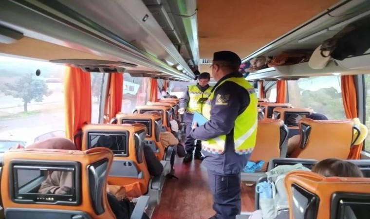 Trafik Timleri emniyet kemerinin önemine değindi