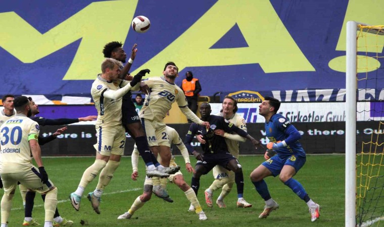 Trendyol Süper Lig: MKE Ankaragücü: 3 - Kasımpaşa: 1 (Maç sonucu)