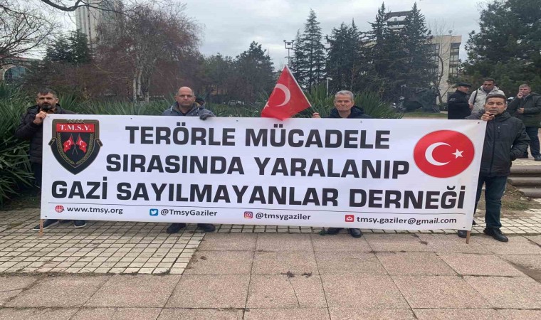 TÜGŞAVdan DEM Parti kapatılsın eylemi