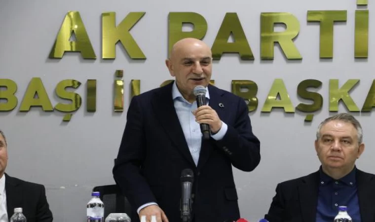 Turgut Altınok: Ankara’da kırılan mermerin tamirini yapamayan bir yönetim var