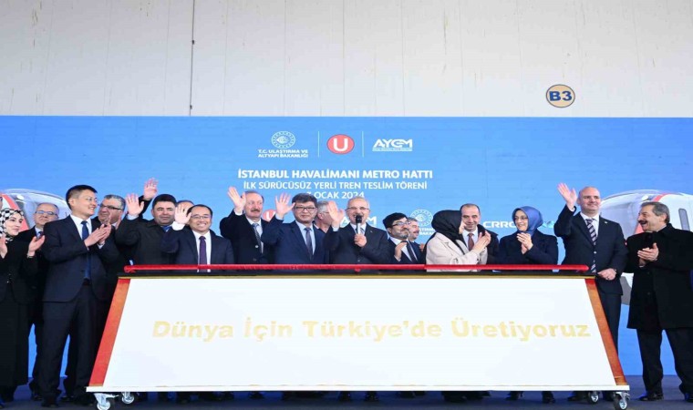 Ulaştırma ve Altyapı Bakanı Uraloğlu: “Milli ve yerli elektrikli tren seti projemizde seri üretime başladık”