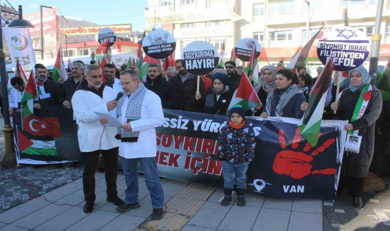 Vandaki hekimlerden sessiz protesto