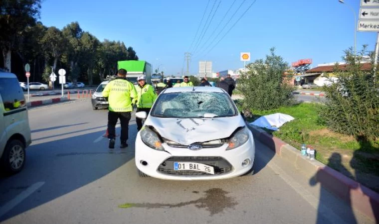 Yolun karşısına geçerken otomobil çarpan yaya öldü