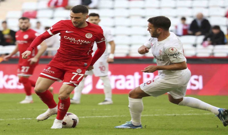 Ziraat Türkiye Kupası: Antalyaspor: 0 - Pendikspor: 1 (İlk yarı)