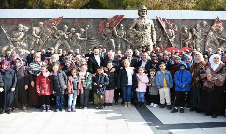 3 bin Lapsekili şehitlikleri ziyaret edecek