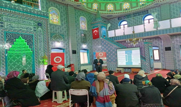 Afyonkarahisarda umre semineri