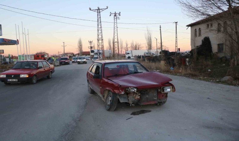 Afyonkarahisarda zincirleme trafik kazası: 10 yaralı