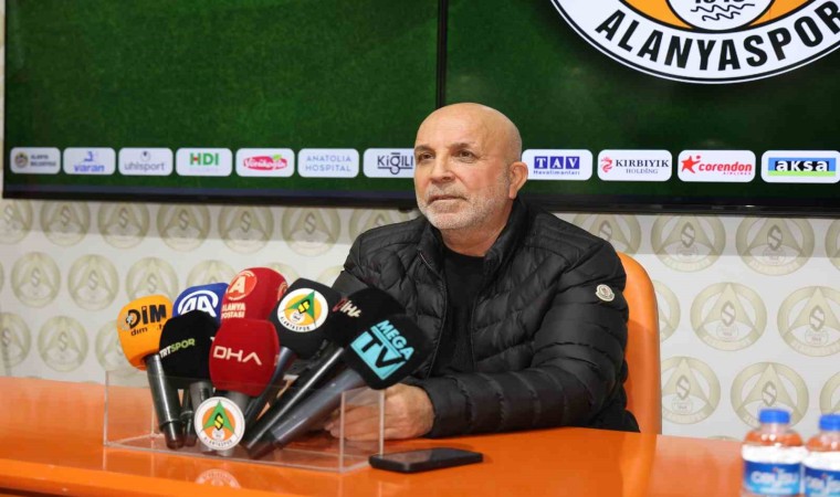 Alanyaspor Başkanı Çavuşoğlundan Fenerbahçe maçındaki hakem kararlarına eleştiri