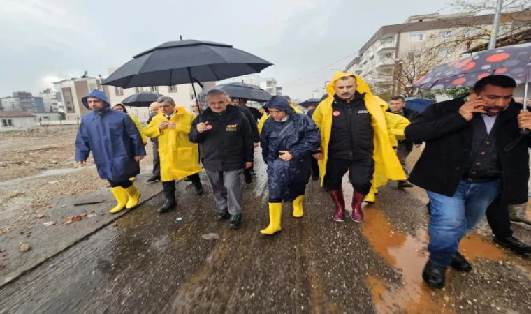 Antalya’yı sağanak vurdu; 5 ilçede okullar tatil/ Ek fotoğraflar