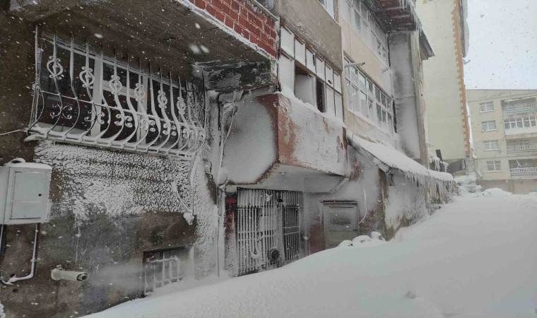 Ardahanda son 55 yılın en yoğun kar yağışı