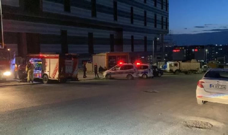 Arnavutköy’de asansörle duvar arasında sıkışan 17 yaşındaki işçi hayatını kaybetti 