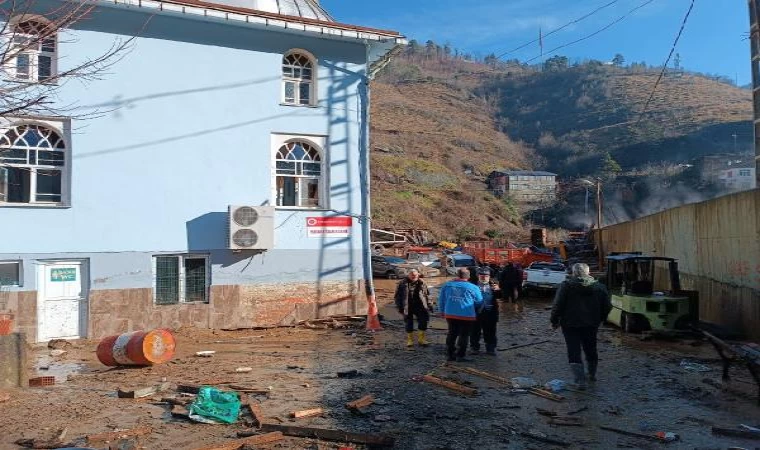 Artvin’de selin hasarı, gün ağarınca ortaya çıktı