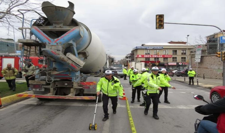 Ataşehir’de beton mikseri mendil satan kadını ezdi - 1