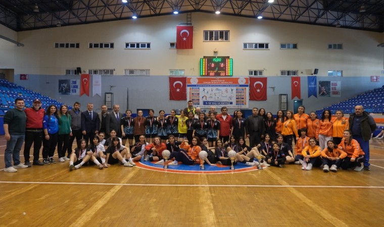 Aydında Okul Sporları Futsal Turnuvası sona erdi