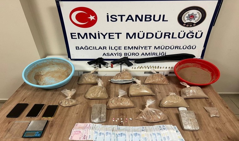 Bağcılarda uyuşturucu operasyonu: 9 kilo 908 gram eroin ele geçirildi