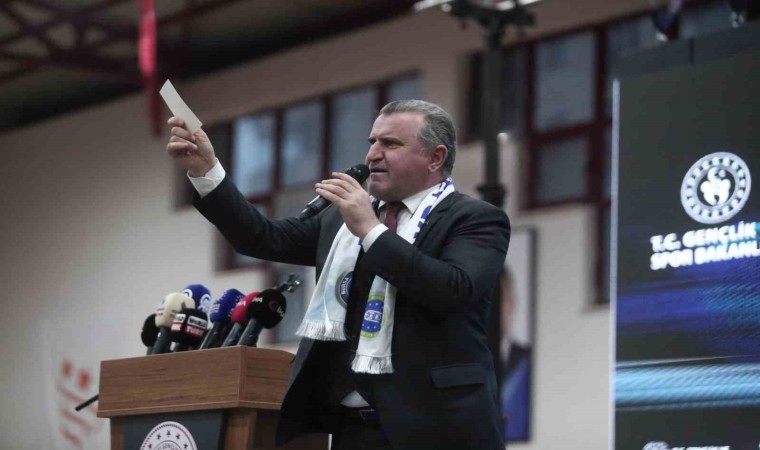 Bakan Bak: “En önemli görevimiz ailelerle beraber bağımlılıkla mücadeledir”