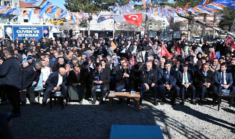 Bakan Özhaseki: Önümüzdeki ay 75 bin konut yapmış olacağız