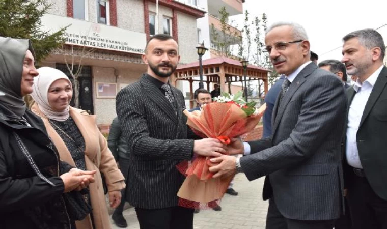 Bakan Uraloğlu: Temennimiz, göçük altındaki vatandaşlarımıza sağ salim ulaşılması