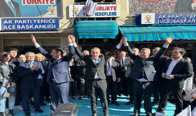 Başkan adayı Karakaşa Yenicede miting gibi karşılama