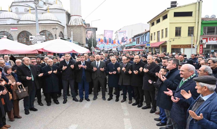 Başkan Aktaş: İş bilenin, kılıç kuşananın