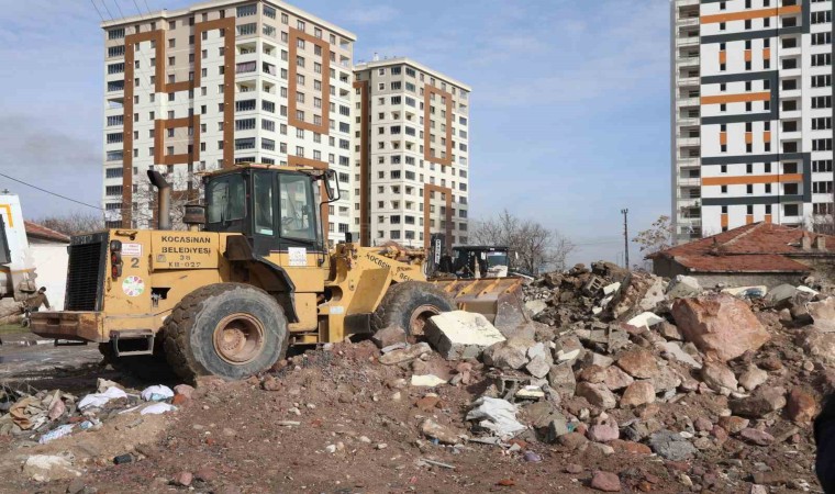 Başkan Çolakbayrakdar, “Kocasinanın kaderini değiştiren, nitelikli dönüşüm yapıyoruz”