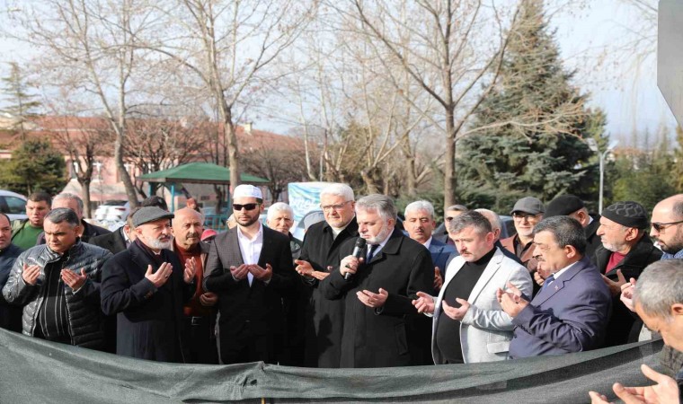 Başkan Çolakbayrakdar, “Sosyal odaklı projeler üretip, temellerini atıyoruz”