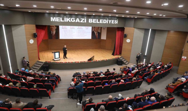 Başkan Palancıoğlu; mahalle başkanları ile bir araya geldi