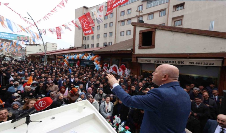 Başkan Sekmene Pasinlerde Sevgi Seli