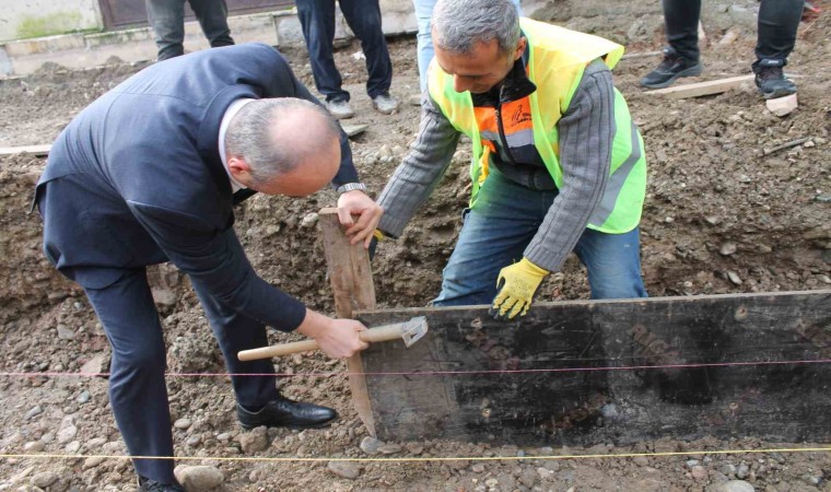 Batmanda Çevre ve İklim Dostu Sokak Projesinde ilk çivi çakıldı