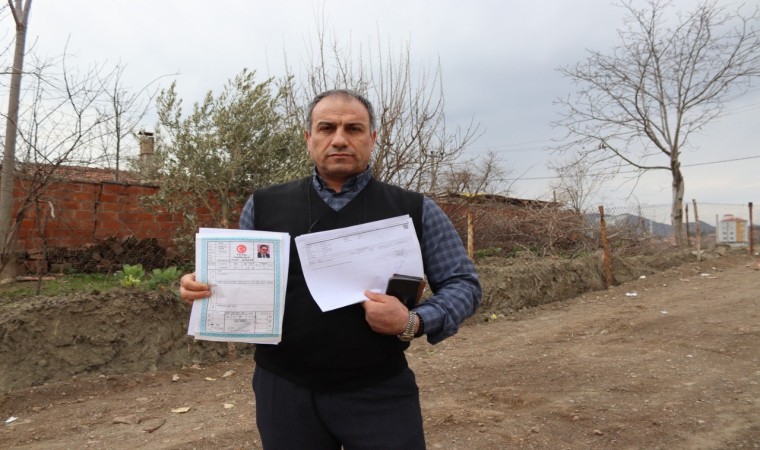 Belediye başkanına kızdı tapulu arazim diyerek yolu mühendislere işaretlettirdi