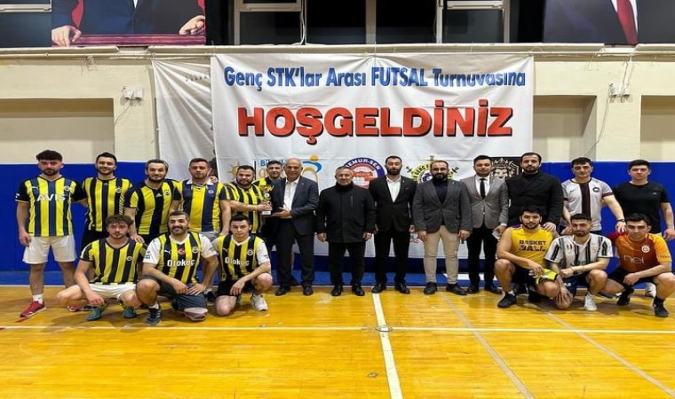 Bilecikte şampiyon Genç Fenerbahçeliler oldu