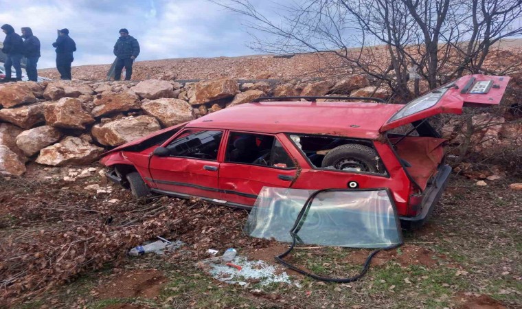 Bilecikte seyir halinde kontrolden çıkan araç şarampole uçtu, sürücüsü yaralandı