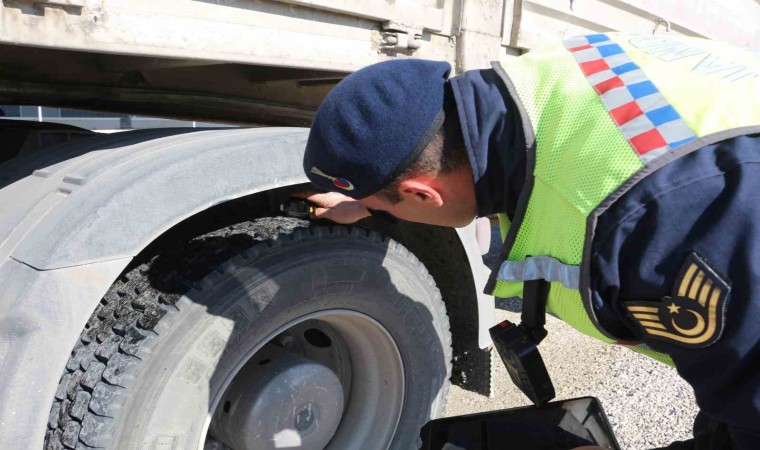 Burdurda kış lastiği denetiminde 31 bin 162 TL para cezası uygulandı