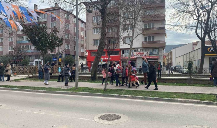 Bursada 4.1 büyüklüğündeki deprem korkuttu