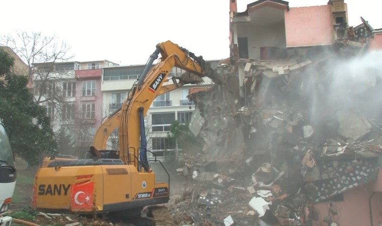 Büyükçekmecede kentsel dönüşüm çalışmaları hız kesmeden devam ediyor