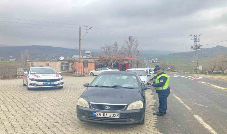 Çermikte emniyet kemeri takmayanlara geçit verilmiyor