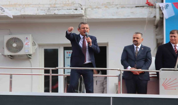 CHP Genel Başkanı Özgür Özel, Bergama ve Kınıkta vatandaşlara seslendi