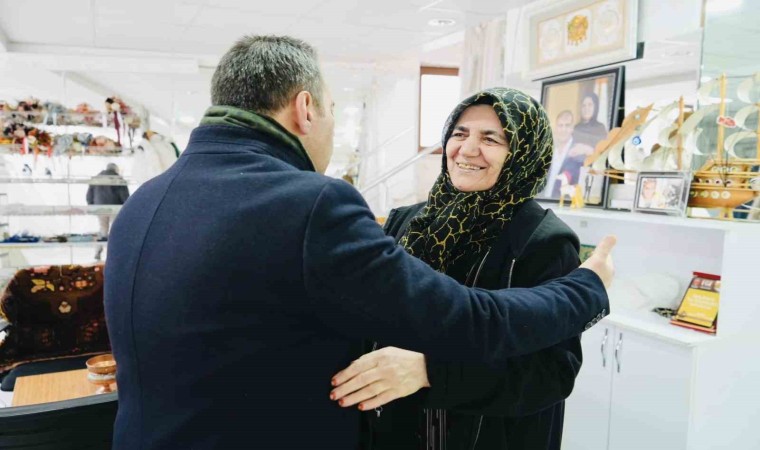 Cumhur İttifakı adayı Senger, esnaf ziyaretlerini sürdürüyor