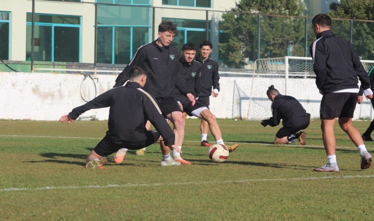 Denizlisporda futbolculardan protesto kararı