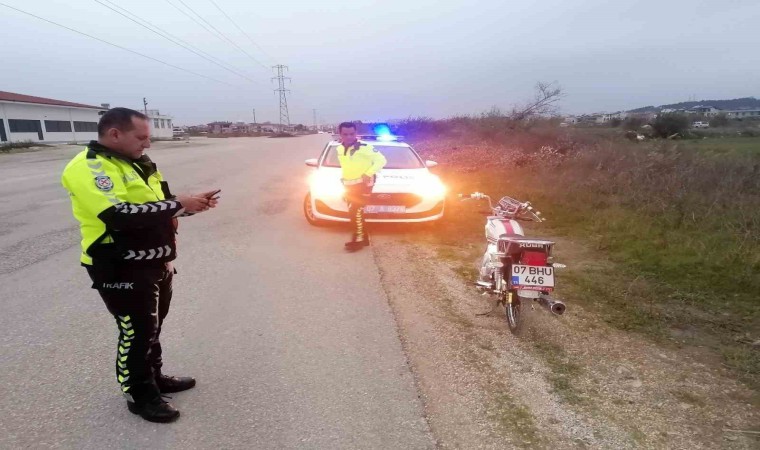 Devrilen motosikletin sürücüsü yaralandı