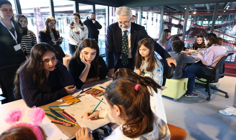 DOST Projesine katılan çocuklar tasarımlara başladı